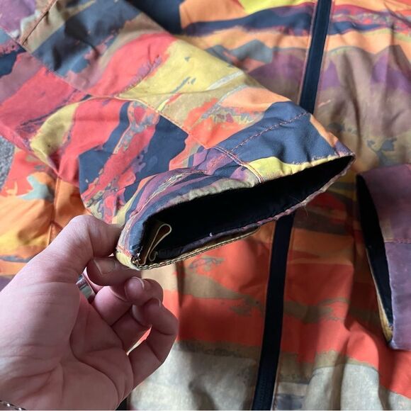 QuikSilver Boy's Large (12) 10K Dry Flight Snowboard Jacket. - Picture 6 of 9